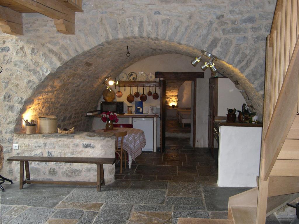 La Bergerie Panzió Sainte-Eulalie-de-Cernon Kültér fotó