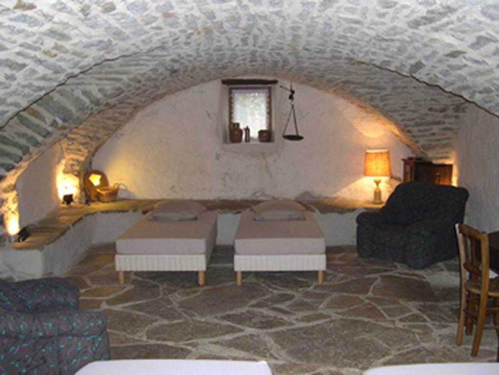 La Bergerie Panzió Sainte-Eulalie-de-Cernon Szoba fotó