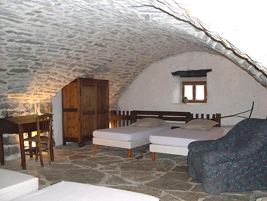 La Bergerie Panzió Sainte-Eulalie-de-Cernon Szoba fotó